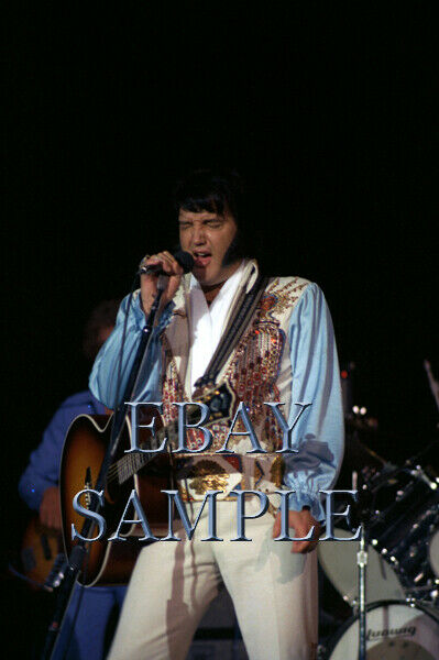 Elvis Presley Concert Photo # 7823 Fayetteville, Nc 8-4-76