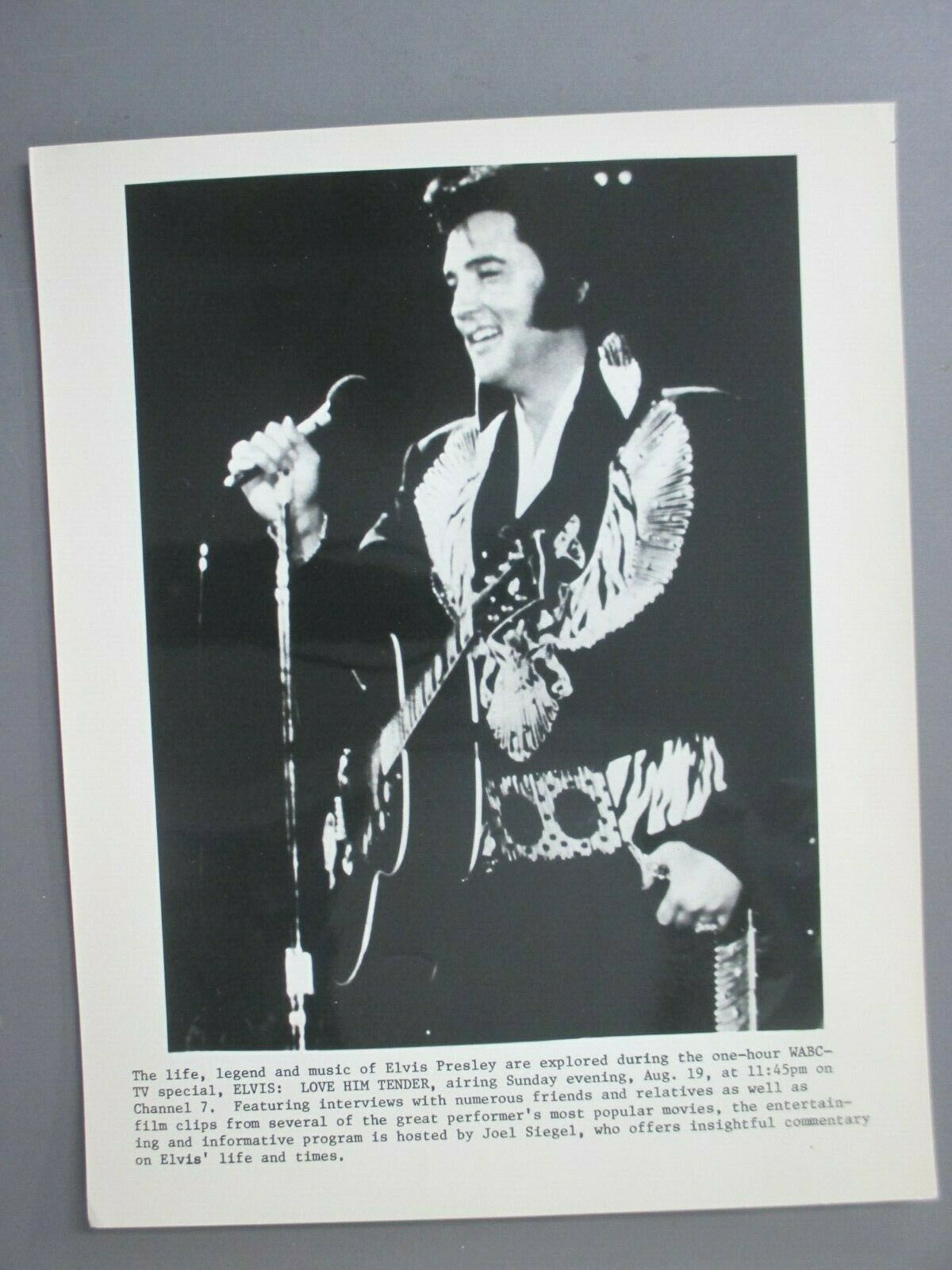 Elvis Presley Black & White 8 X 10 Glossy Promo Photo Original Love Him Tender !