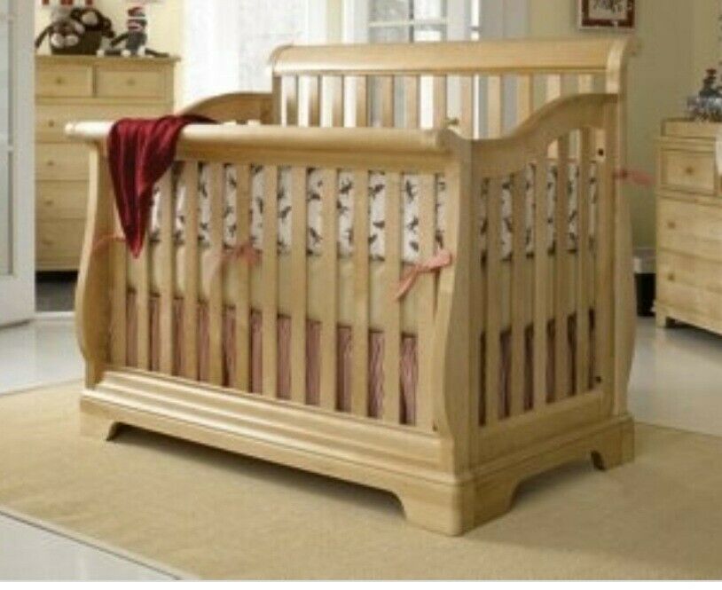 Stanley Young America-Grows with Your Child 5 Piece Bedroom Set