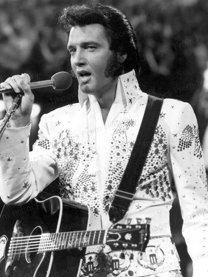 8x10 Print Elvis Presley On Stage Performing Aloha From Hawaii 1973 #2973